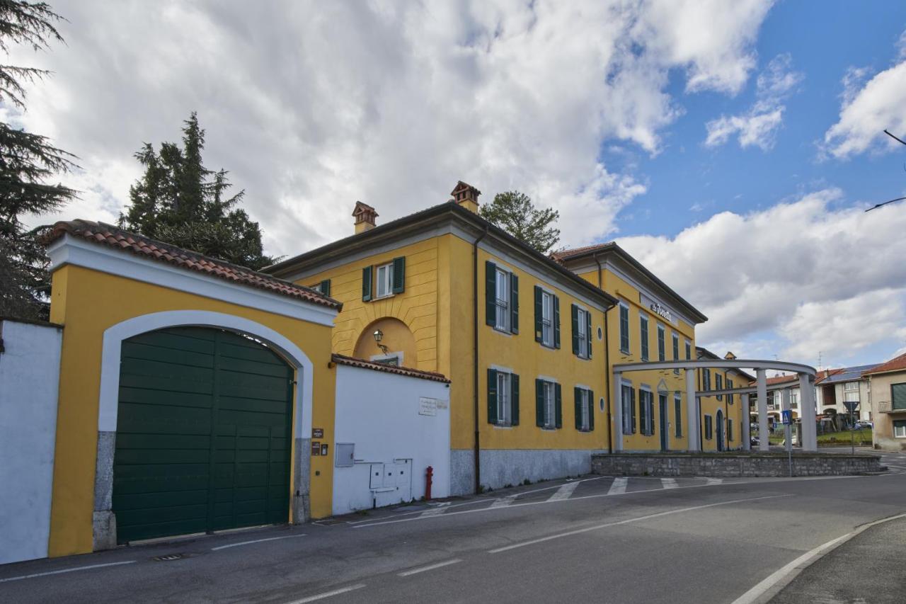 Foresteria La Torretta Fino Mornasco Eksteriør bilde